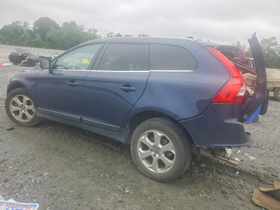 2013 Volvo Xc60 VIN YV4952DLXD2412099 COPART salvage auction — REAR END, Sc - Cert Of Title-Salvage, sold $175 on 2026-08-12 (photo 2)