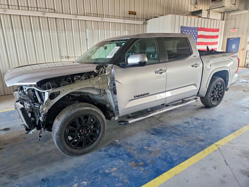 2024 Toyota Tundra VIN 5TFLA5DB9RX194812 — COPART salvage auction photo