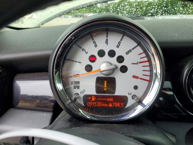 2008 Mini Cooper VIN WMWMF73538TT90048 COPART salvage auction — UNDERCARRIAGE, MA - CERT OF TITLE-RECONSTRCTD COLL, sold $650 on 2026-08-13 (photo 9)