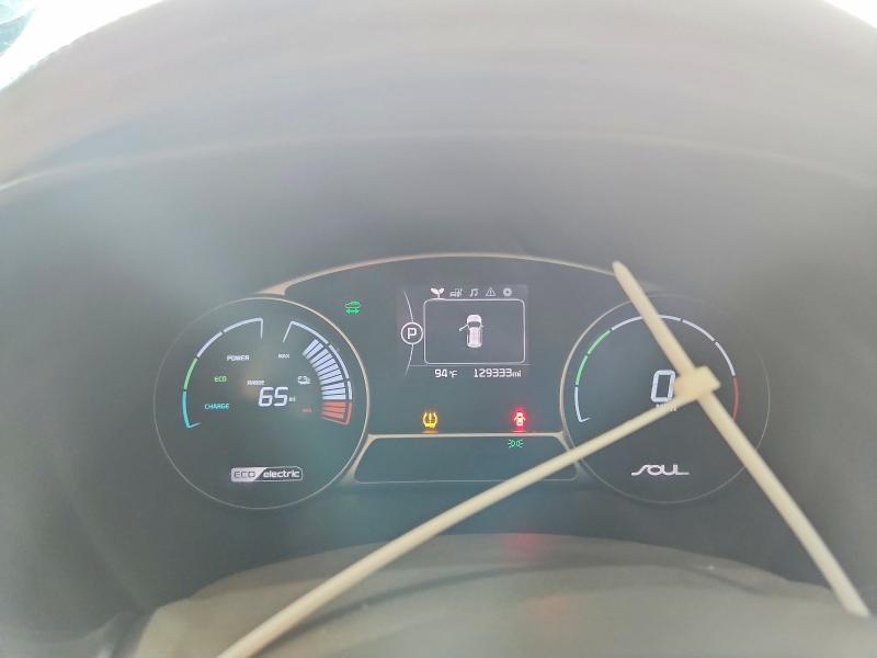2016 Kia Soul VIN KNDJX3AE0G7011545 COPART salvage auction — NORMAL WEAR, Az - Cert Of Title - Salvage, sold $775 on 2026-07-29 (photo 9)