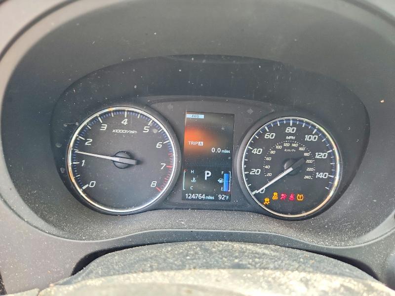 2018 Mitsubishi Outlander VIN JA4AZ3A33JZ052959 COPART salvage auction — NORMAL WEAR, TN - CERTIFICATE OF TITLE (P), sold $3,900 on 2026-07-28 (photo 9)