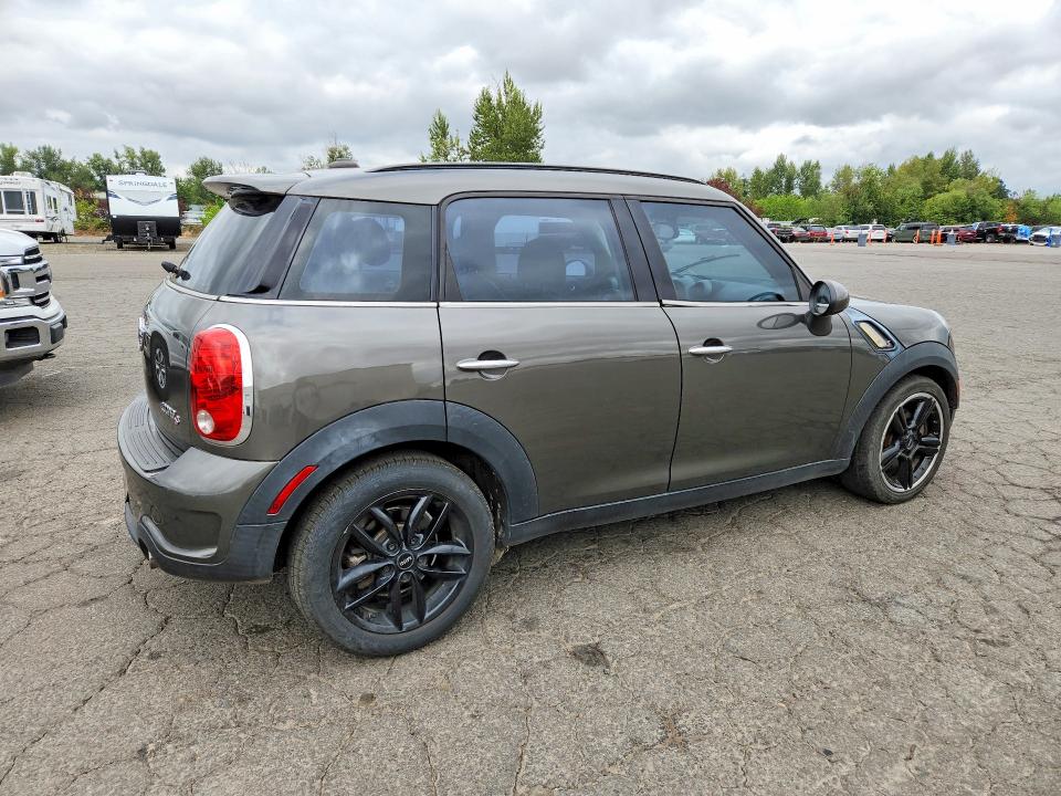 2011 Mini Cooper VIN WMWZC3C53BWL79953 COPART salvage auction — MINOR DENT/SCRATCHES, Wa - Vehicle Cert Of Ownership-Titl, sold $150 on 2026-08-03 (photo 3)