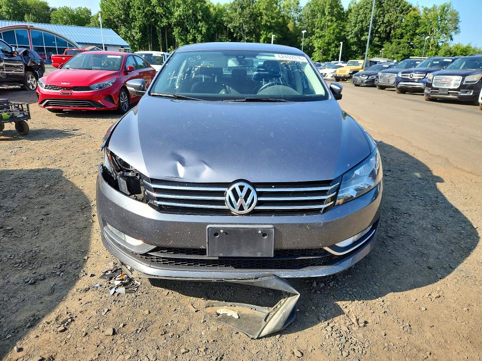 2015 Volkswagen Passat VIN 1VWBT7A35FC010321 COPART salvage auction — FRONT END, Ct - Certificate Of Title (P), sold $1,900 on 2026-08-07 (photo 5)