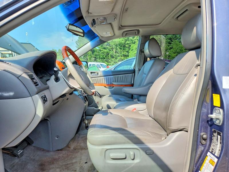 2010 Toyota Sienna VIN 5TDDK4CC0AS032602 COPART salvage auction — WATER/FLOOD, MA - CERT OF TITLE-RECONSTRCTD COLL, sold $80 on 2026-07-20 (photo 7)
