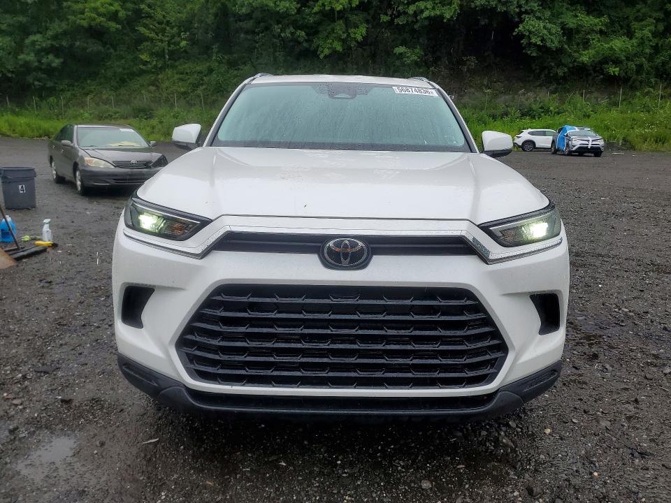 2024 Toyota Highlander VIN 5TDAAAB50RS015642 COPART salvage auction — REAR END, Az - Cert Of Title - Salvage, sold $24,700 on 2026-07-14 (photo 5)