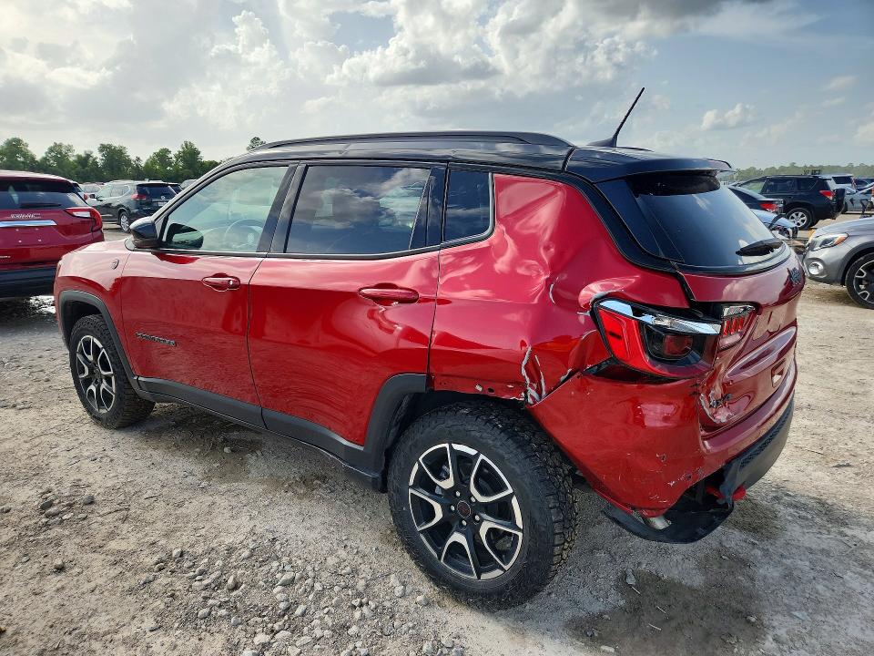 2025 Jeep Compass VIN 3C4NJDDN5ST581792 COPART salvage auction — REAR END, Tx - Salvage Vehicle Title, sold $8,900 on 2026-07-31 (photo 2)