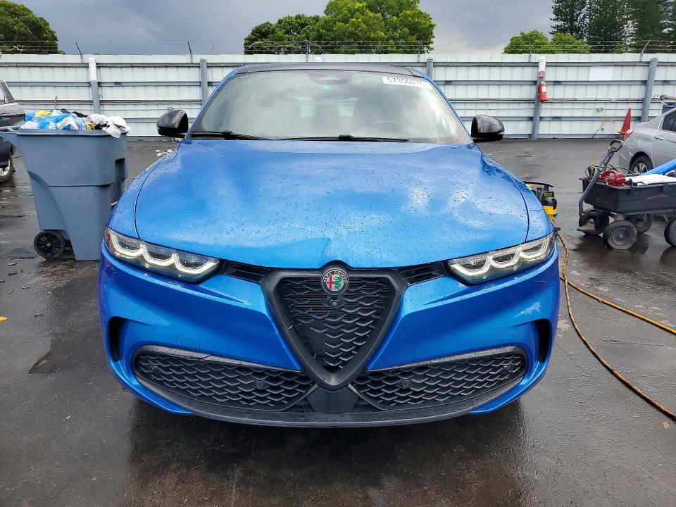 2024 Alfa romeo Tonale VIN ZASPATDW2R3046585 COPART salvage auction — REAR END, Fl - Cert Of Title Slvg Rebuildable, sold $10,000 on 2026-08-05 (photo 5)
