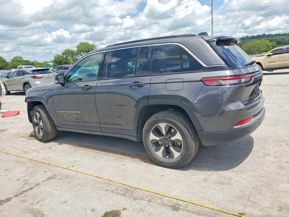 2024 Jeep Cherokee VIN 1C4RJYB65RC120733 COPART salvage auction — FRONT END, Il - Certificate Of Title, sold $11,200 on 2026-08-21 (photo 2)