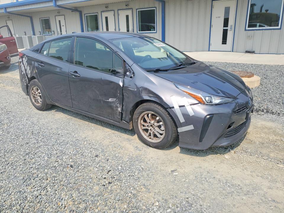 2022 Toyota Prius VIN JTDKAMFU5N3185515 COPART salvage auction — SIDE, Salvage Title, sold $7,600 on 2026-08-20 (photo 4)