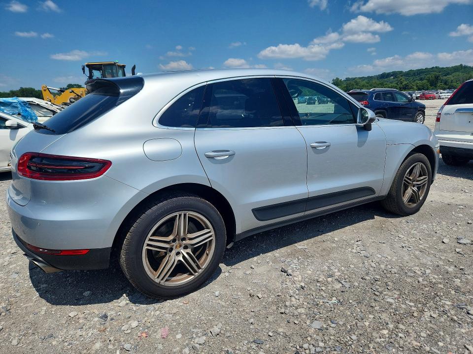 2016 Porsche Macan VIN WP1AB2A55GLB58846 COPART salvage auction — MECHANICAL, MO - CERTIFICATE OF TITLE, sold $6,500 on 2026-08-01 (photo 3)