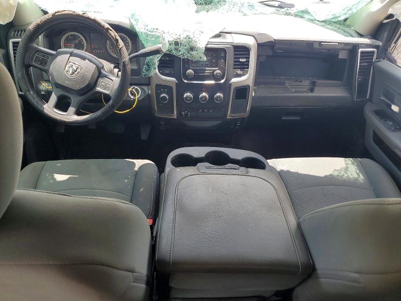 2017 Ram 2500 VIN 3C6UR5DLXHG652468 COPART salvage auction — ROLLOVER, Salvage Title, sold $4,000 on 2026-09-08 (photo 8)