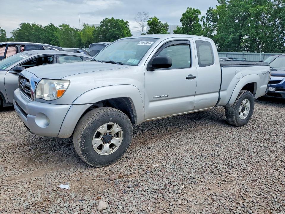 2010 Toyota Tacoma VIN 5TEUU4EN1AZ704727 COPART salvage auction — MINOR DENT/SCRATCHES, NY - CERTIFICATE OF TITLE, sold $3,100 on 2026-07-27 (photo 1)