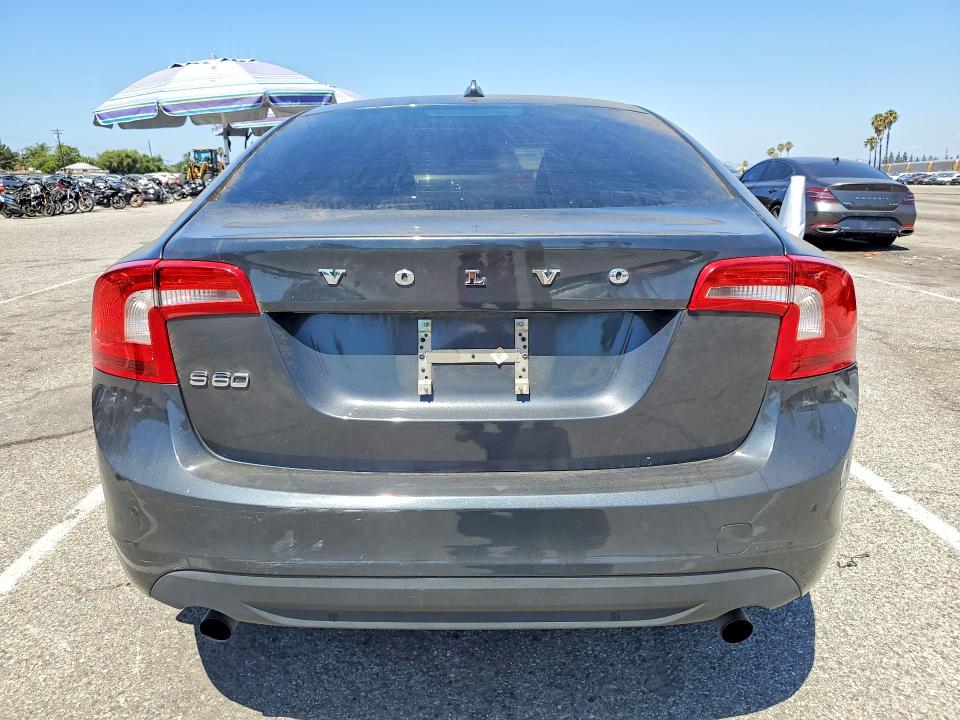 2012 Volvo S60 VIN YV1622FS2C2113122 COPART salvage auction — REAR END, Ca - Salvage Certificate, sold $325 on 2026-07-17 (photo 6)