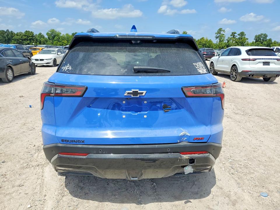 2025 Chevrolet Equinox VIN 3GNAXLEG0SL114293 COPART salvage auction — WATER/FLOOD, TX - SALVAGE TITLE-FLOOD DAMAGE, sold $14,400 on 2026-08-25 (photo 6)