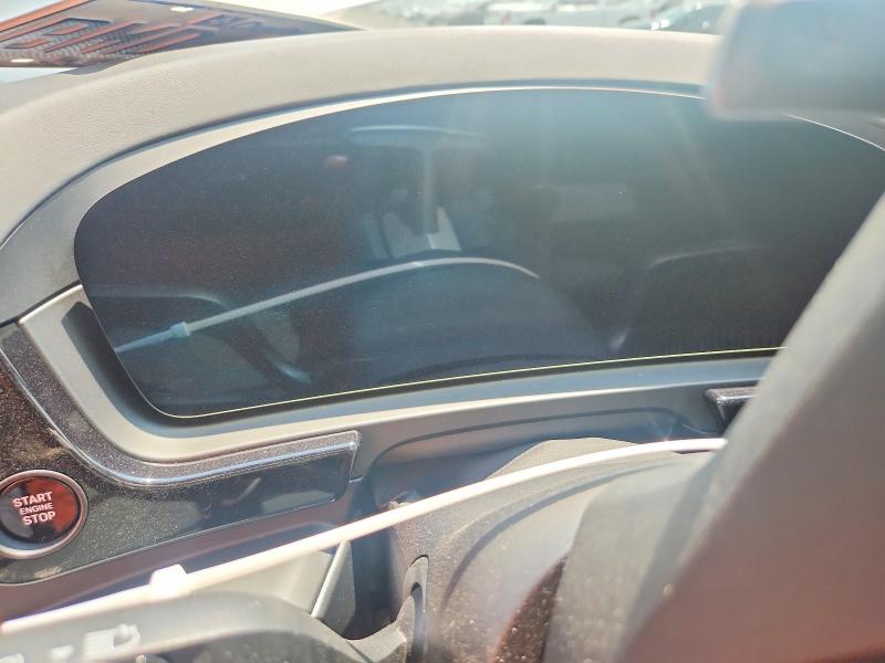 2026 Porsche Cayenne VIN WP1BL2AY1TDA50157 COPART salvage auction — WATER/FLOOD, Qc - Irrecuperable, sold $65,500 on 2026-08-04 (photo 9)