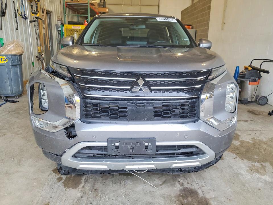 2024 Mitsubishi Outlander VIN JA4J3VA88RZ039161 COPART salvage auction — FRONT END, Nv - Certificate Of Title (P), sold $7,000 on 2026-08-03 (photo 5)