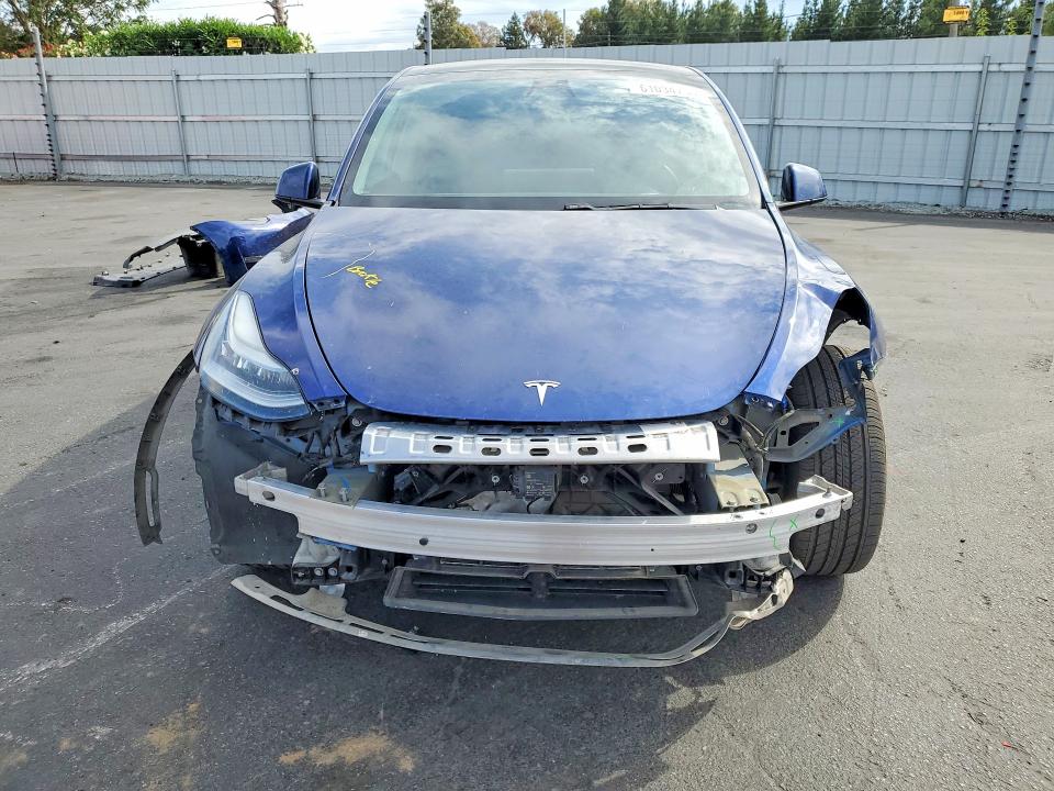 2020 Tesla Model y VIN 5YJYGDEE9LF036446 COPART salvage auction — FRONT END, CA - SALVAGE CERTIFICATE, sold $6,500 on 2026-07-21 (photo 5)