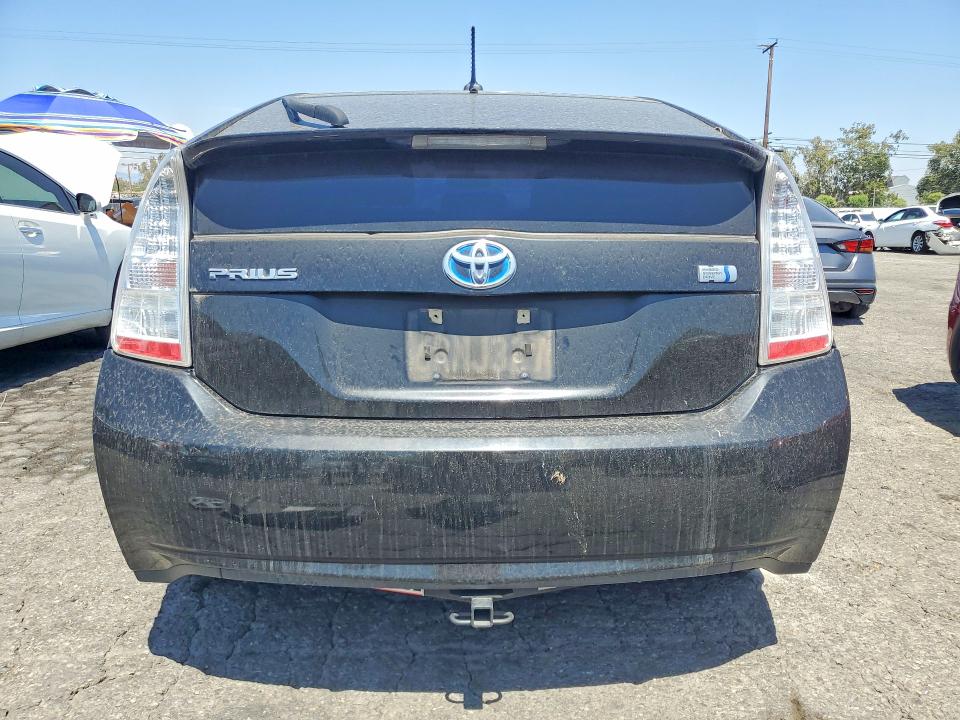 2011 Toyota Prius VIN JTDKN3DUXB0262300 COPART salvage auction — MINOR DENT/SCRATCHES, CA - DIS/DLR/EXP ONLY CLEAN TITLE, sold $875 on 2026-07-20 (photo 6)