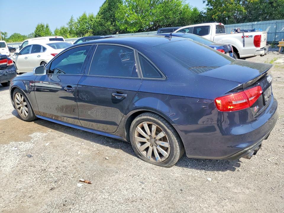 2015 Audi Rs4 VIN WAUDGAFL6FA104710 COPART salvage auction — SIDE, IN - CERT OF TITLE-SALVAGE TITLE, sold $2,500 on 2026-07-27 (photo 2)