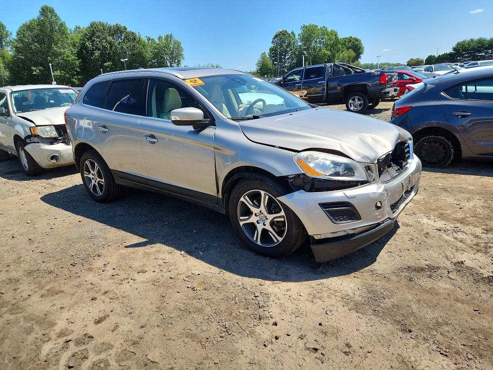 2013 Volvo Xc60 VIN YV4902DZ3D2407359 COPART salvage auction — FRONT END, Ct - Cert Of Title-Salvage, sold $1,750 on 2026-08-06 (photo 4)
