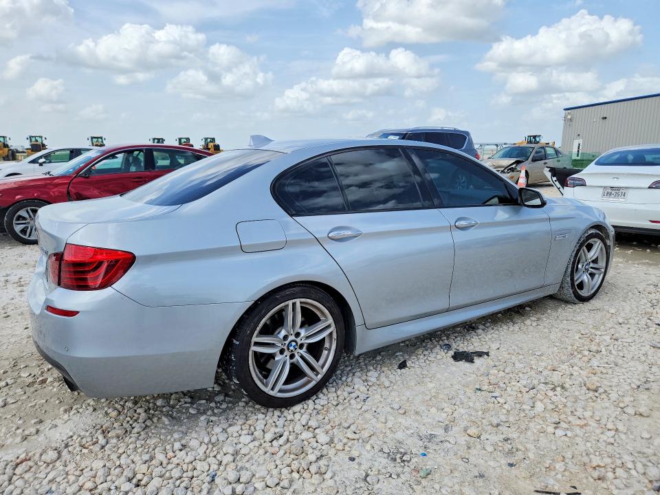 2015 BMW 5er VIN WBA5B1C50FG127681 COPART salvage auction — SIDE, TX - SALVAGE VEHICLE TITLE, sold $500 on 2026-08-20 (photo 3)