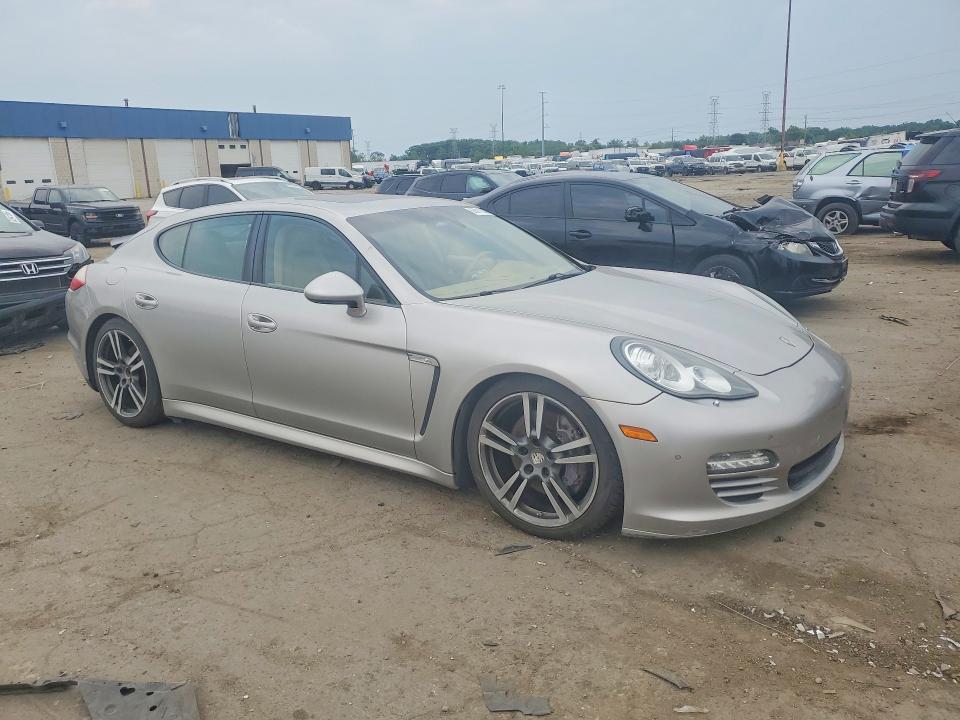 2011 Porsche Panamera VIN WP0AA2A78BL016599 COPART salvage auction — FRONT END, MI - CERTIFICATE OF TITLE, sold $2,800 on 2026-07-31 (photo 4)