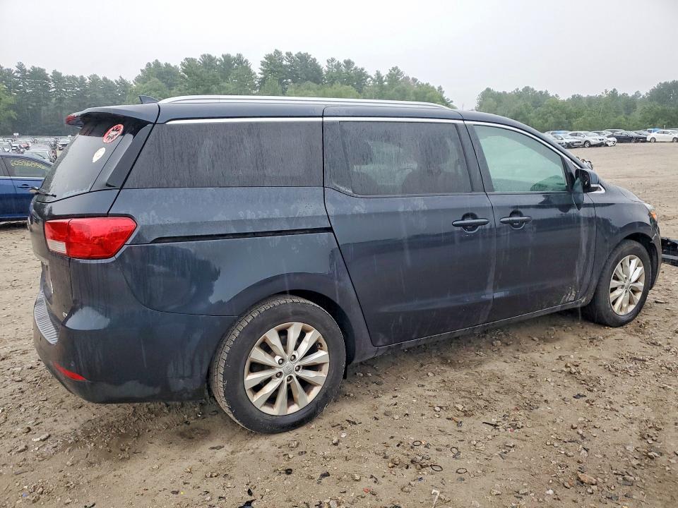 2016 Kia SEDONA VIN KNDMC5C10G6155424 COPART salvage auction — MECHANICAL, MA - CERTIFICATE OF TITLE, sold $2,350 on 2026-07-28 (photo 3)