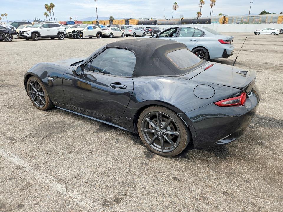 2016 Mazda Mx-5 VIN JM1NDAC72G0116576 COPART salvage auction — MINOR DENT/SCRATCHES, Salvage Title, sold $7,300 on 2026-08-21 (photo 2)