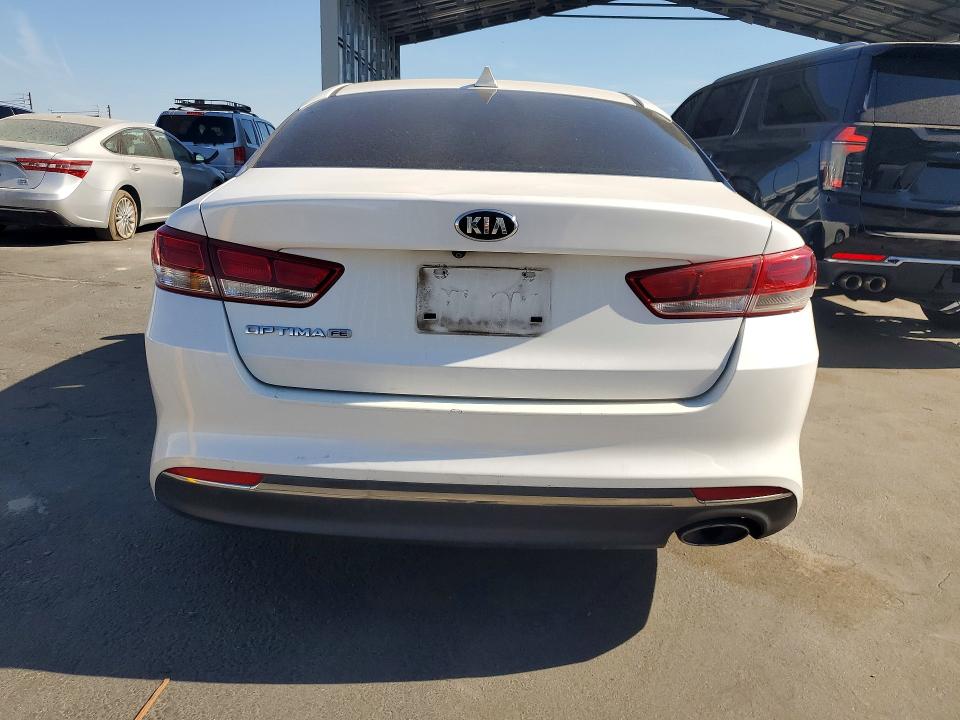 2016 Kia Optima VIN KNAGT4L3XG5083577 COPART salvage auction — DAMAGE HISTORY, Ca - Dlr/Dis/Exp Only Salvage Title, sold $1,000 on 2026-08-02 (photo 6)