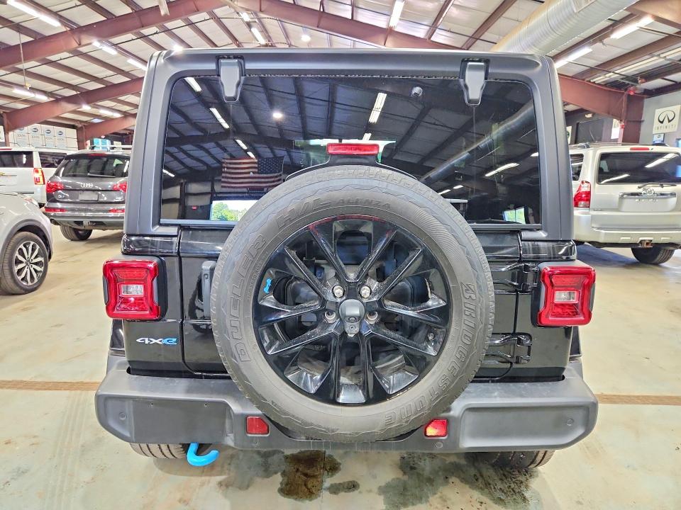 2023 Jeep Wrangler / VIN 1C4JJXP62PW502620 COPART salvage auction — MINOR DENT/SCRATCHES, CT - CERTIFICATE OF TITLE (P), sold $17,700 on 2026-07-30 (photo 6)