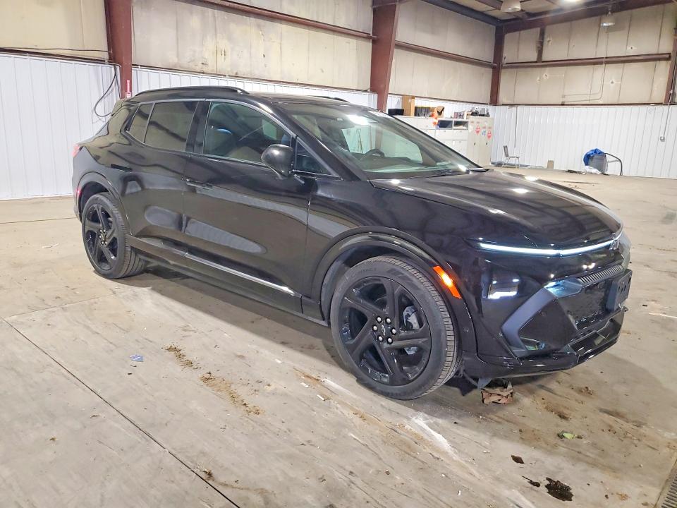 2024 Chevrolet Equinox VIN 3GN7DPRR3RS224275 COPART salvage auction — MINOR DENT/SCRATCHES, IA - CERTIFICATE OF TITLE, sold $16,200 on 2026-07-29 (photo 4)