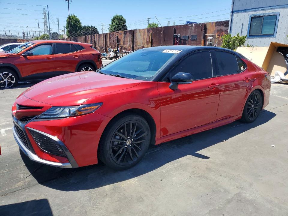 2022 Toyota Camry VIN 4T1K31AK2NU037956 — COPART salvage auction photo