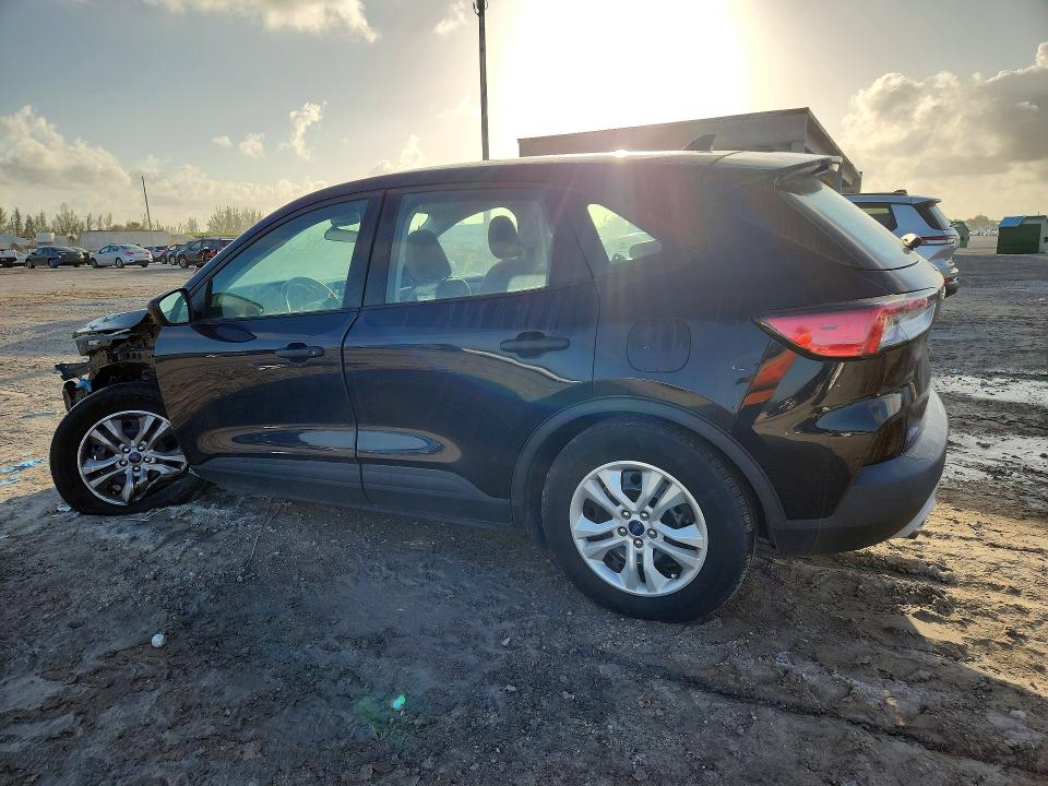 2021 Ford Escape VIN 1FMCU0F65MUA98000 COPART salvage auction — FRONT END, Fl - Cert Of Title Slvg Rebuildable, sold $3,900 on 2026-07-21 (photo 2)