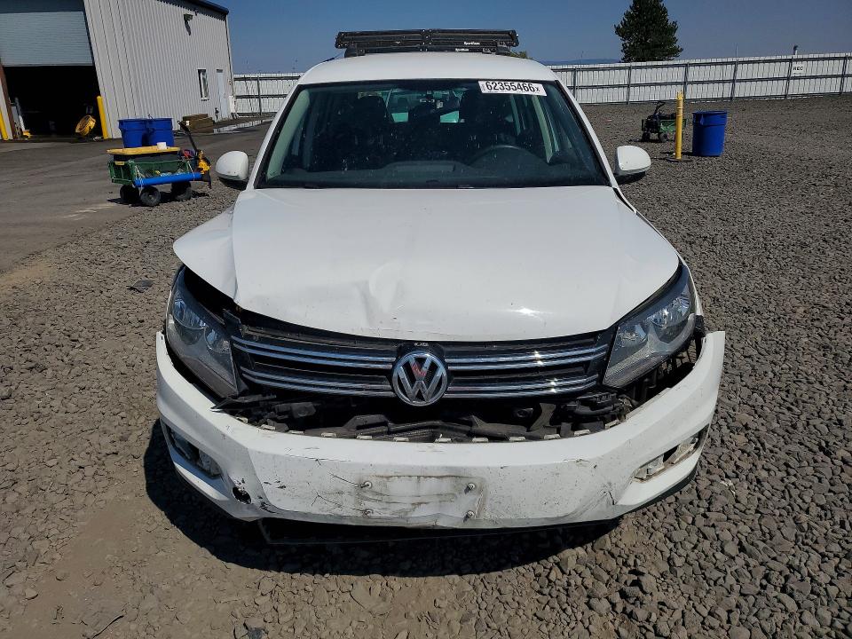 2014 Volkswagen Tiguan VIN WVGBV3AX8EW620473 COPART salvage auction — FRONT END, Salvage Title, sold $900 on 2026-08-05 (photo 5)