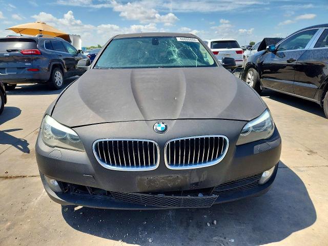 2011 BMW 5 series VIN WBAFR1C53BC741352 COPART salvage auction — NORMAL WEAR, TX - CERTIFICATE OF TITLE, sold $550 on 2026-07-30 (photo 5)