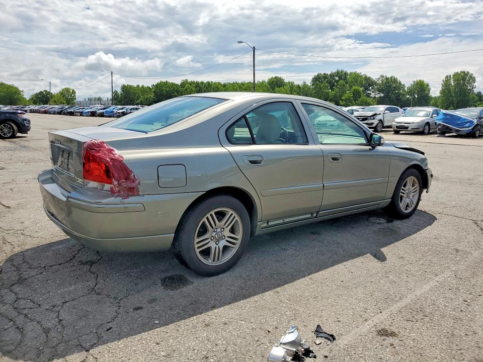 2008 Volvo S60 VIN YV1RS592782701020 COPART salvage auction — FRONT END, KY - CERT OF TITLE-SALVAGE, sold $300 on 2026-08-20 (photo 3)