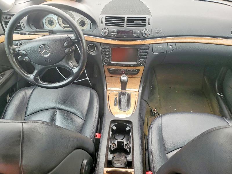 2007 Mercedes-benz E-klasse VIN WDBUF87X07B183785 COPART salvage auction — WATER/FLOOD, Qc - Irrecuperable, sold $150 on 2026-08-18 (photo 8)