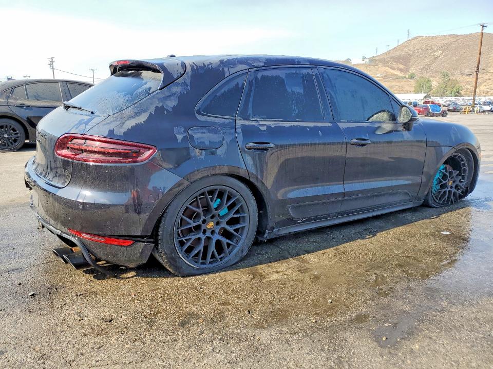 2017 Porsche Macan VIN WP1AG2A5XHLB50132 COPART salvage auction — REAR END, Ca - Dis/Dlr/Exp Only Clean Title (P), sold $3,950 on 2026-09-15 (photo 3)