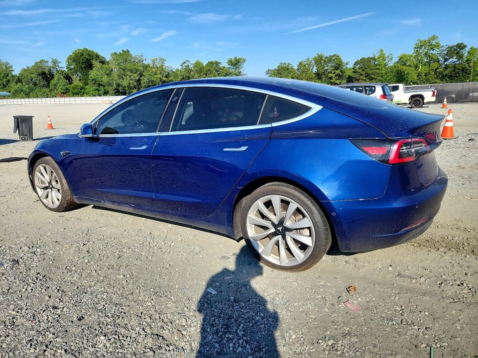 2018 Tesla Model 3 VIN 5YJ3E1EB1JF133867 COPART salvage auction — MINOR DENT/SCRATCHES, Nc - Dealer Only Clean Title (P), sold $7,300 on 2026-08-19 (photo 2)
