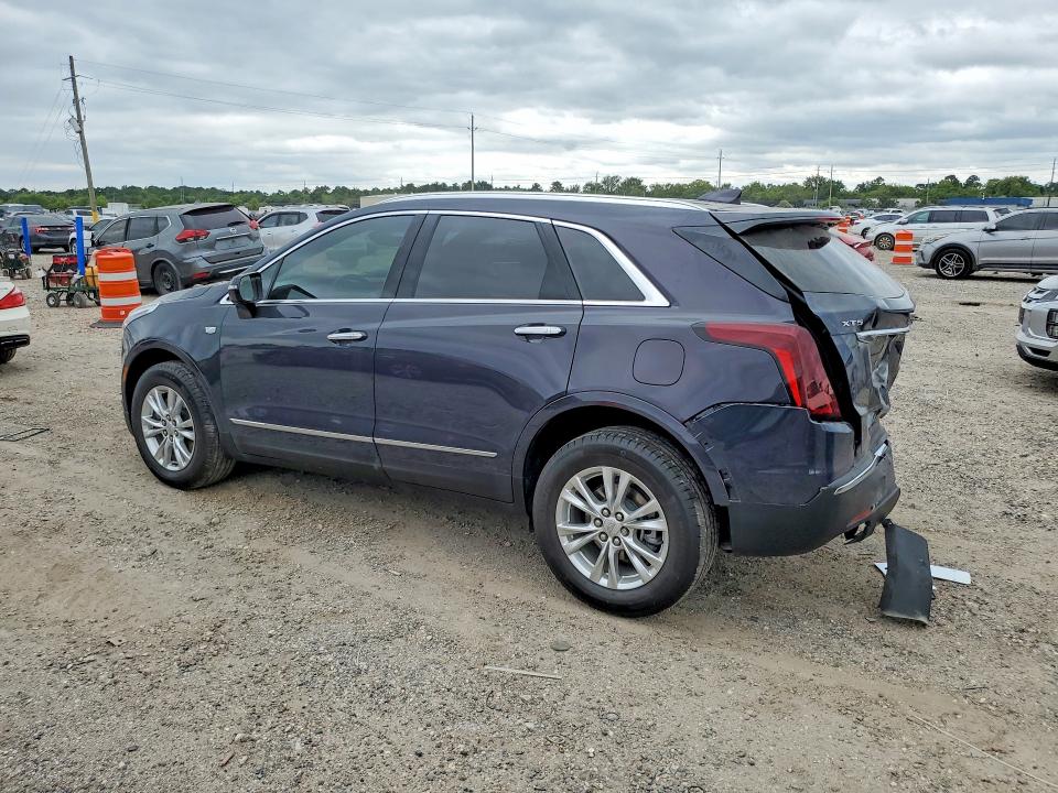 2025 Cadillac Xt5 VIN 1GYKNAR41SZ136877 COPART salvage auction — REAR END, Tx - Salvage Vehicle Title, sold $7,900 on 2026-08-10 (photo 2)