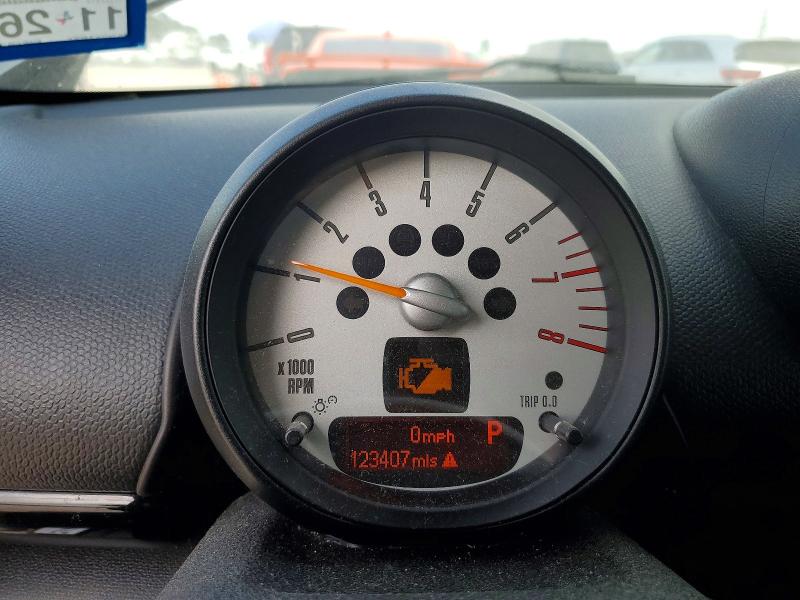 2014 Mini Cooper VIN WMWZC3C51EWP29973 COPART salvage auction — NORMAL WEAR, Tx - Certificate Of Title, sold $700 on 2026-07-14 (photo 9)
