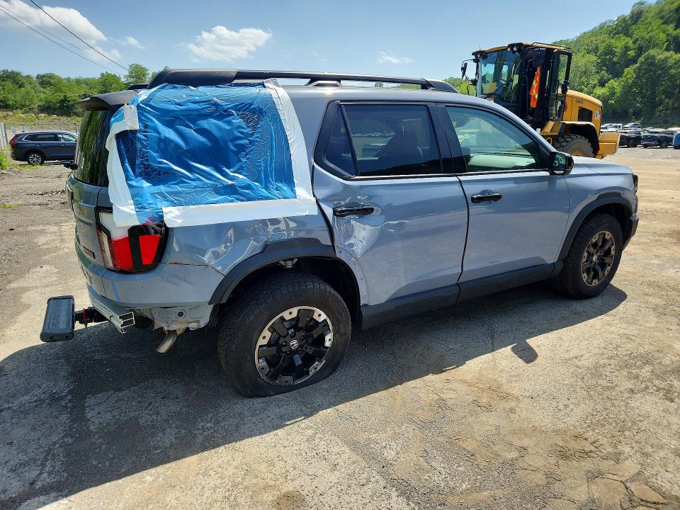 2026 Honda Passport VIN 5FNYF9H89TB014906 COPART salvage auction — REAR END, Ny - Mv-907A Salvage Certificate, sold $17,800 on 2026-07-30 (photo 3)