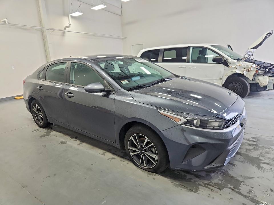 2024 Kia Forte VIN 3KPF24ADXRE755030 COPART salvage auction — SIDE, Ma - Certificate Of Title, sold $8,400 on 2026-07-20 (photo 4)