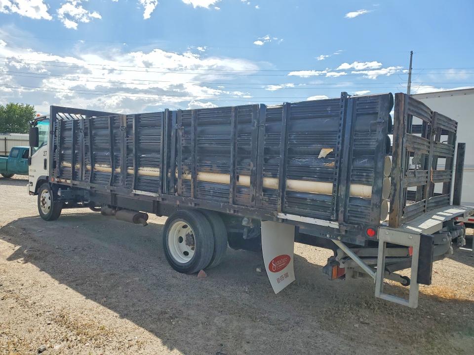 2019 Isuzu Npr VIN 54DC4W1C1KS806574 COPART salvage auction — MINOR DENT/SCRATCHES, Salvage Title, sold $10,300 on 2026-07-23 (photo 2)