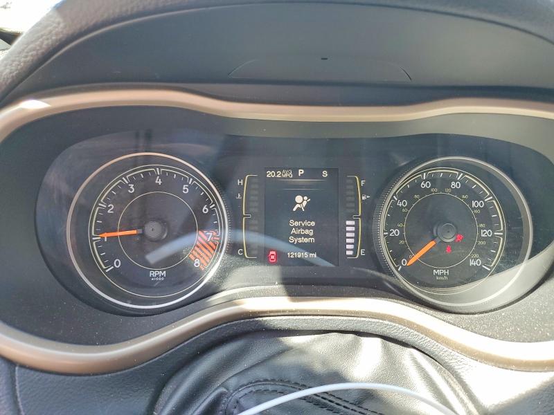 2015 Jeep Cherokee VIN 1C4PJMCS7FW768399 COPART salvage auction — FRONT END, Wa - Vehicle Cert Of Ownership-Titl, sold $525 on 2026-07-27 (photo 9)