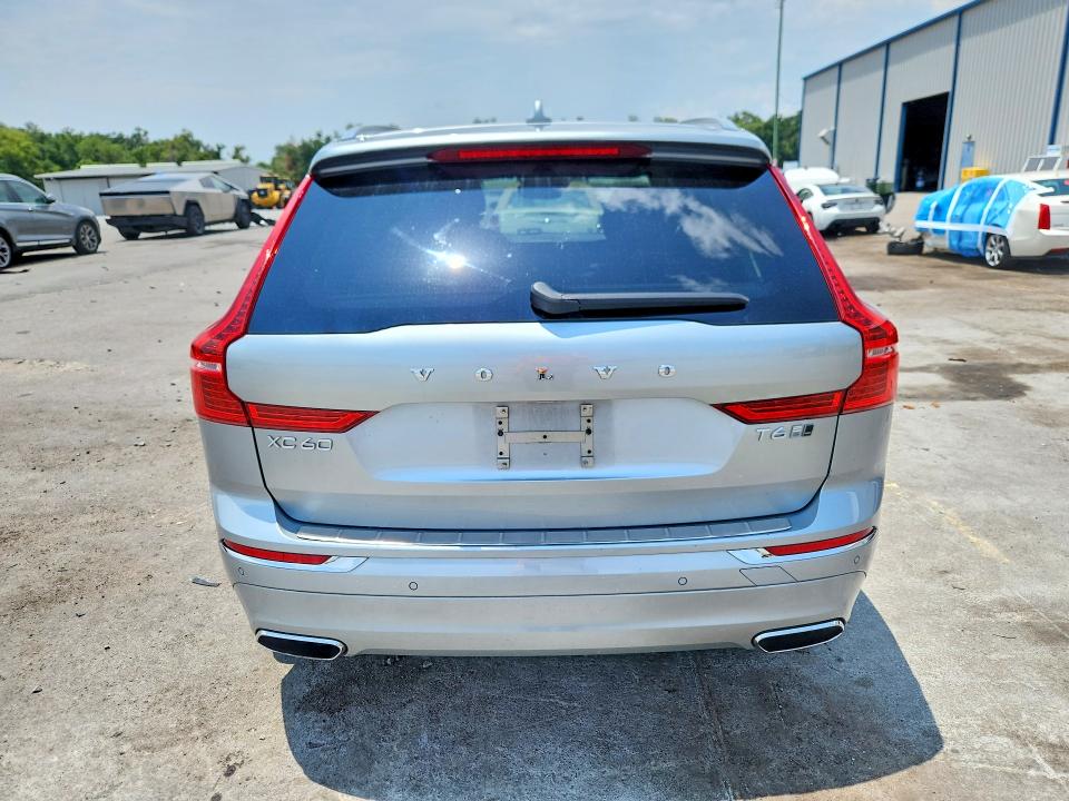 2018 Volvo Xc60 VIN YV4A22RL3J1009789 COPART salvage auction — VANDALISM, Fl - Cert Of Title Slvg Rebuildable, sold $5,700 on 2026-08-10 (photo 6)
