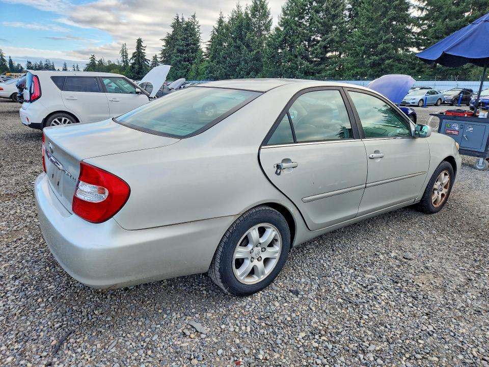 2002 Toyota Camry VIN JTDBE32K420052504 COPART salvage auction — REAR END, WA - CERT OF OWNERSHIP-REBUILT, sold $600 on 2026-07-31 (photo 3)