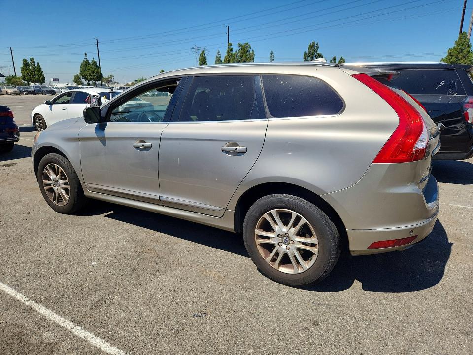 2016 Volvo Xc60 VIN YV4612RM1G2810838 COPART salvage auction — MECHANICAL, Ca - Dis/Dlr/Exp Only Clean Title, sold $2,350 on 2026-08-10 (photo 2)