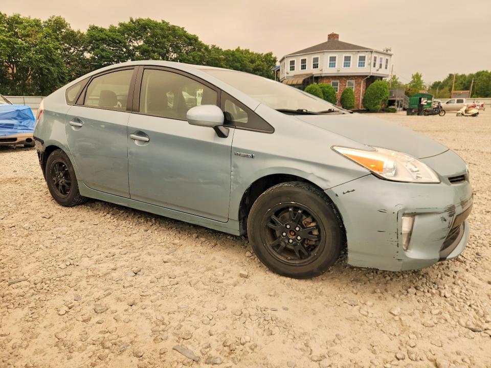 2014 Toyota Prius VIN JTDKN3DU6E1789653 COPART salvage auction — REAR END, NH - CERT OF TITLE-REBUILT VEHICLE, sold $2,950 on 2026-07-23 (photo 4)