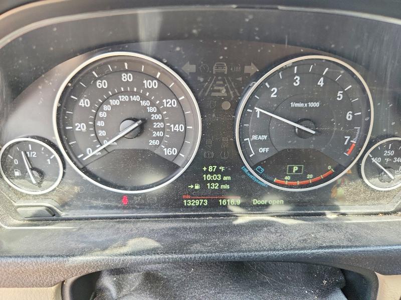 2013 BMW VIN WBA3B3C51DF532180 COPART salvage auction — FRONT END, Il - Salvage Certificate, sold $1,700 on 2026-08-11 (photo 9)